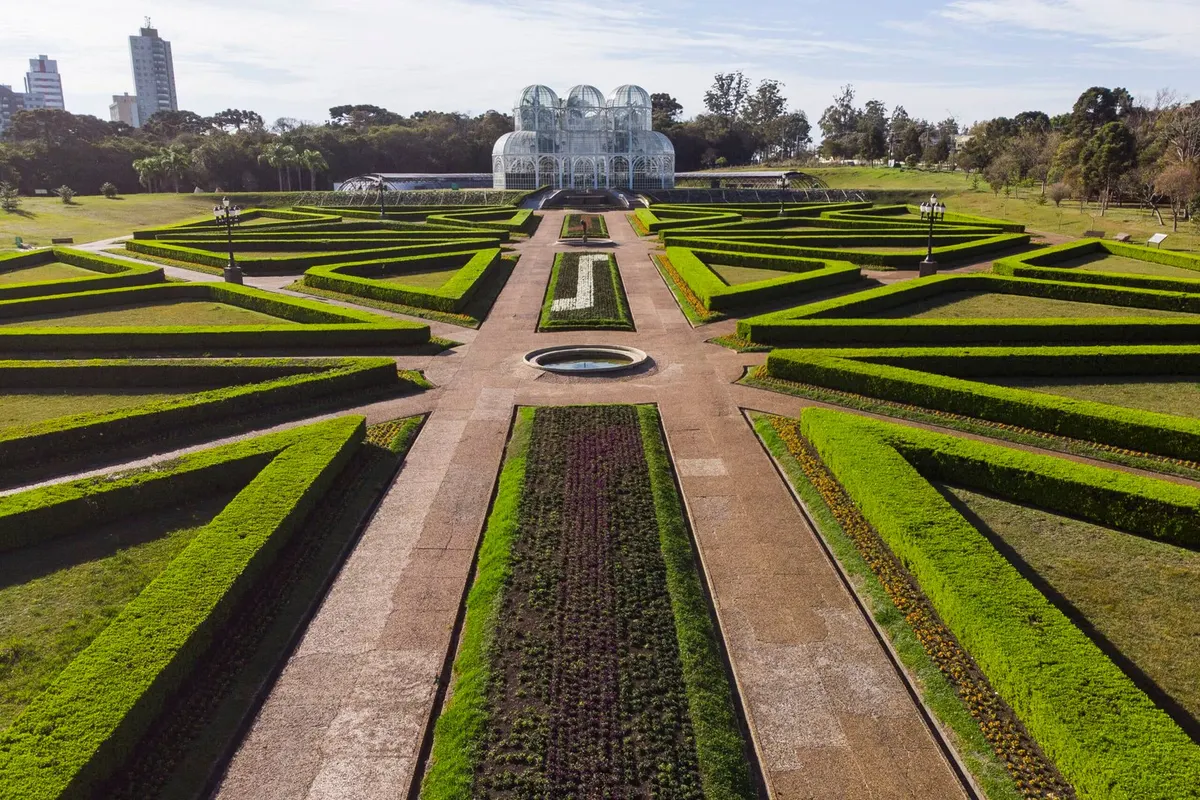Famoso Jardim Botânico de Curitiba, ponto turístico - Passagens baratas para curitiba no Voopter
