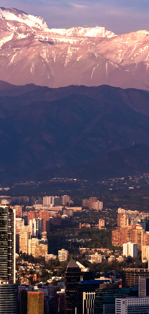 [Feriado de maio] Curitiba → Santiago por R$ 1.483, ida e volta, em abril a junho