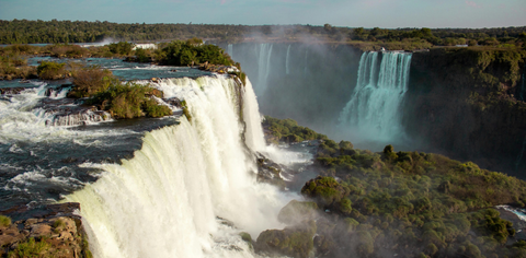 [Voo direto] Brasília → Foz do Iguaçu por R$ 664, ida e volta, em março