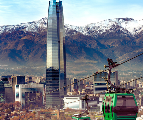 [Achado] FLN - Neve: voo direto para Santiago por R$ 1.150, ida e volta