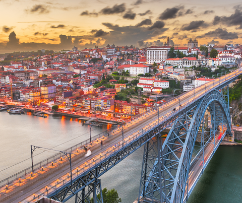 [Achado] REC - Voo direto para o Porto por R$ 2.872, ida e volta