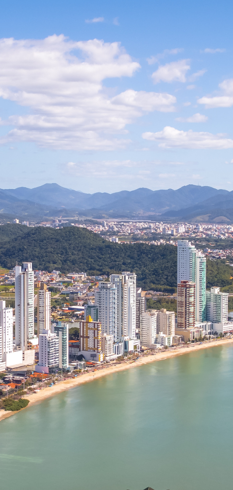 [Achado] RJ - Navegantes: voo direto por R$ 487, ida e volta